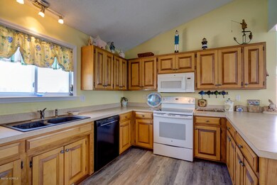 2324 New River Inlet Rd North-large-017