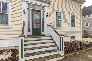 295 Thornton St, Portsmouth, NH 03801 - photo 5