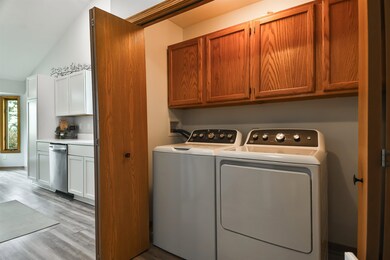 2212 Candlewick Dr SE, Poplar Grove, IL 61065 - photo 3