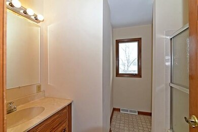 8627 Hanley Ln, Crown Point, IN 46307 - photo 6