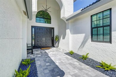 9901 N Abiaca Cir, Davie, FL 33328 - photo 3