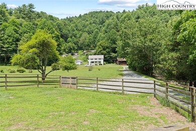 559 Jordan V Cook Rd, Boone, NC 28607 - photo 4