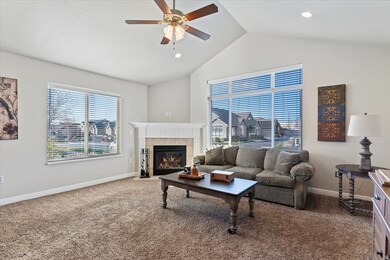 891 W 1840 S unit A, Syracuse, UT 84075 - photo 5