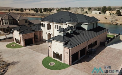 1706 W Riverside Dr, Carlsbad, NM 88220 - photo 3