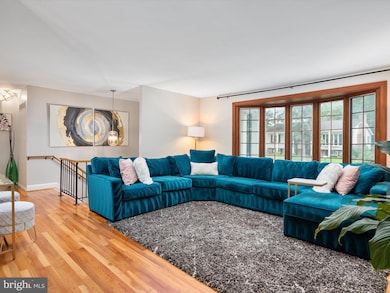 516 Gladhill Rd, Odenton, MD 21113 - photo 5