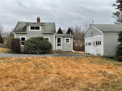 922 Plainfield Pike, North Scituate, RI 02857 - photo 4