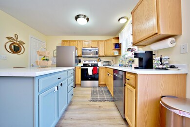 1434 Ohio St unit 6, Bangor, ME 04401 - photo 6