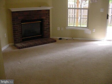 13226 Copper Cove Way, Herndon, VA 20171 - photo 7