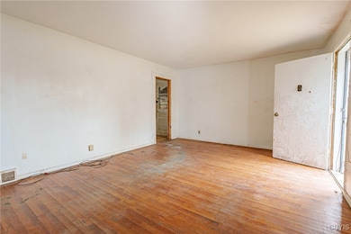 704 Dawes Ave, Utica, NY 13502 - photo 7