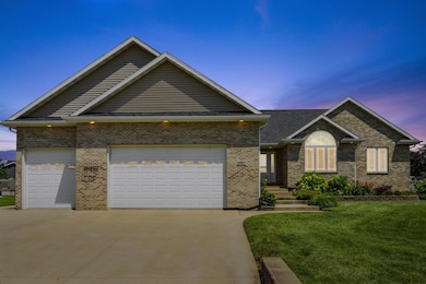 4967 William Dr, Waterloo, IA 50701 - photo 3