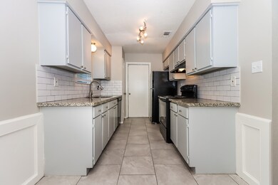 16310 Forest Bend Ave, Friendswood, TX 77546 - photo 7