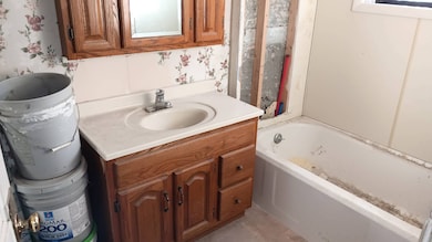 1015 Walnut Ave, Goodland, KS 67735 - photo 7