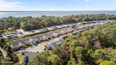 502 Village Green Dr unit B, Morehead City, NC 28557 - photo 3