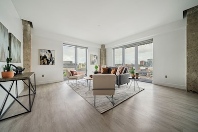 Metro9 unit 508, Somerville, MA 02143 - photo 4