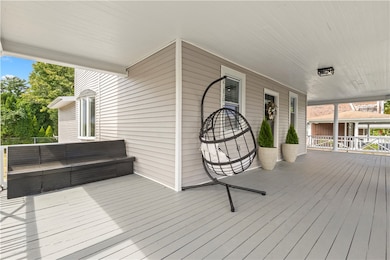 59 Wentworth Ave, Warwick, RI 02889 - photo 5