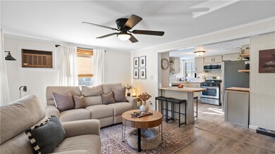 38 Parade Rd, Warwick, RI 02886 - photo 7