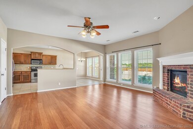 2508 S 10th St, Broken Arrow, OK 74012 - photo 7