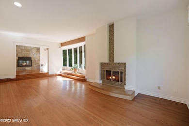 388 Taconic Rd, Greenwich, CT 06831 - photo 4