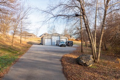 308 N Hightower Ave, Nixa, MO 65714 - photo 4