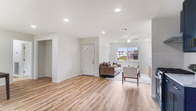 3513 Tanglebriar Dr, Pasadena, TX 77503 - photo 4