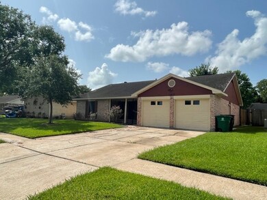 11610 Kirkmeadow Dr, Houston, TX 77089 - photo 3