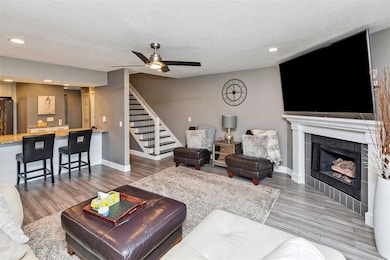 3957 92nd Dr, Urbandale, IA 50322 - photo 7