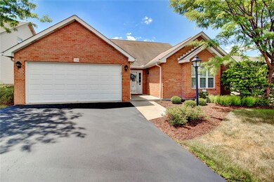 320 Carriage Dr. Very Inviting!