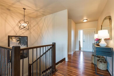 8019 NW 95th Cir, Johnston, IA 50131 - photo 2