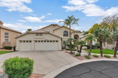 14229 N 16th Pl-large-001-14-Front Exter