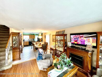 330 Fairbanks Ave, Staten Island, NY 10306 - photo 3