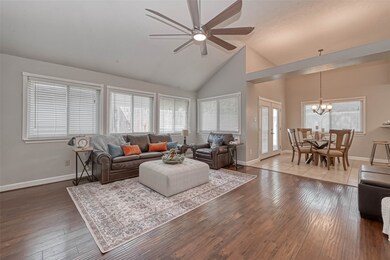 8563 Laurel Trails Dr, Houston, TX 77095 - photo 4