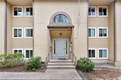 400 New River Rd unit 509, Manville, RI 02838 - photo 2