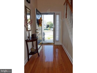 145 Chancellor Dr, Woodbury, NJ 08096 - photo 2