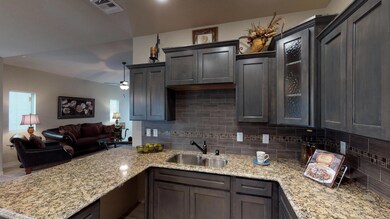 13621 Garforth Ave, El Paso, TX 79928 - photo 4