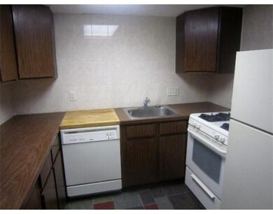 44 Broadlawn Park unit 12A, Chestnut Hill, MA 02467 - photo 4