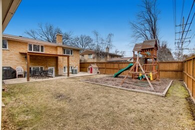 565 E Park Ave, Elmhurst, IL 60126 - photo 7