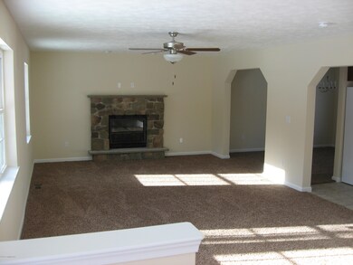 426 Baltic Terrace, Tobyhanna, PA 18466 - photo 2