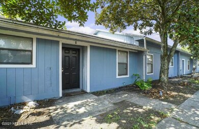 5127 Indian Lakes Ct, Jacksonville, FL 32210 - photo 2