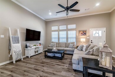 309 S Magnolia St, Pottsboro, TX 75076 - photo 4