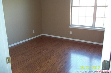 11609 S Forest Ct, Jenks, OK 74037 - photo 6