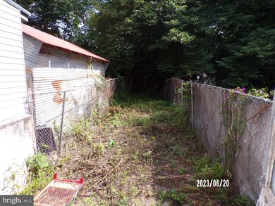 1224 Chestnut St, Camden, NJ 08103 - photo 7