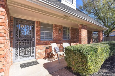 There's plenty of from porch space.  Note the full