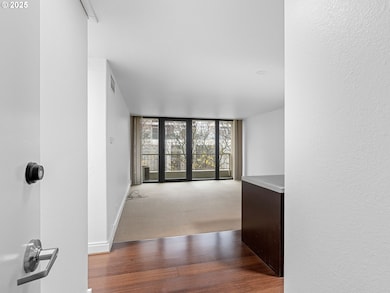 Harrison West unit 3C, Portland, OR 97201 - photo 6