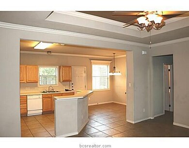 1702 N Bardell Ct, College Station, TX 77840 - photo 4