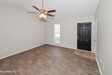 002-photo-living-room-11167454