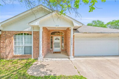 1717 Laura Ln unit CS, College Station, TX 77840 - photo 3