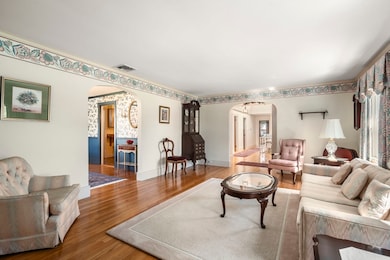 470 Burncoat St, Worcester, MA 01606 - photo 5