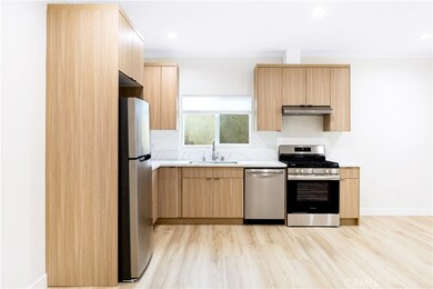 720 E Windsor Rd unit C, Glendale, CA 91205 - photo 2