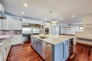 431 E East Ct, Elmhurst, IL 60126 - photo 7