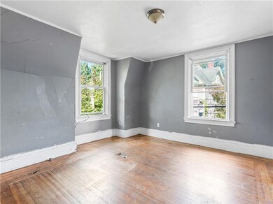 108 Comstock Ave, Providence, RI 02907 - photo 6